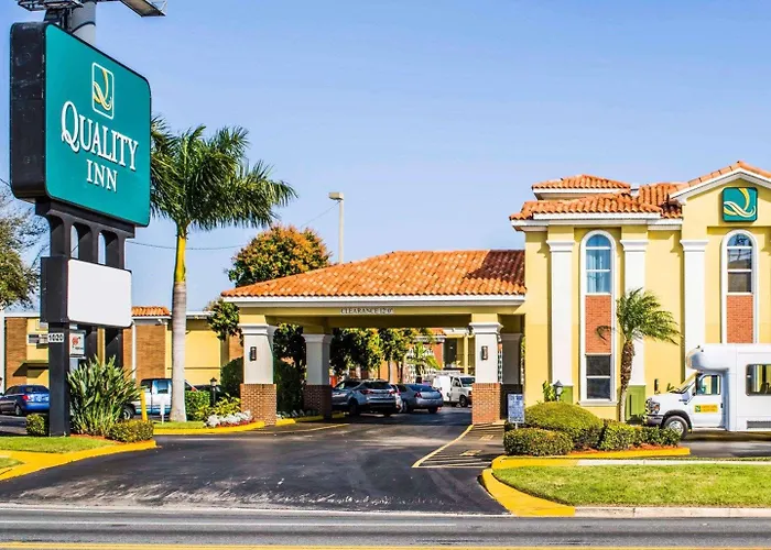 Quality Inn Airport - Cruise Port